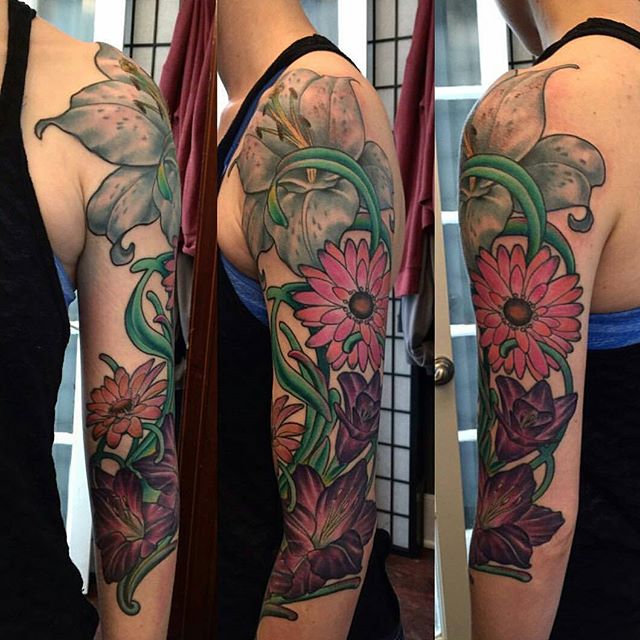 51 Classy Hibiscus Flower Tattoos For Shoulder  Tattoo Designs   TattoosBagcom