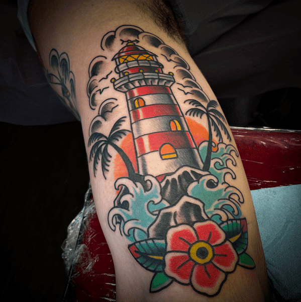 traditional-american-lighthouse-tattoo-chris-cockrill-san-diego