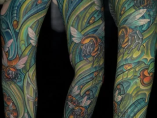 bio-organic-bee-honeycomb-green-full-sleeve-detail-tattoo-terry-ribera-san-diego