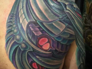 biomechanical-shoulder-blade-tattoo-terry-ribera-san-diego