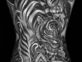 illustrative-black-grey-tiger-full-back-tattoo-terry-ribera-san-diego