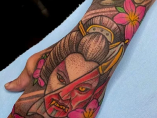 illustrative-neo-japanese-hannya-geisha-hand-pink-flowers-tattoo-terry-ribera-san-diego